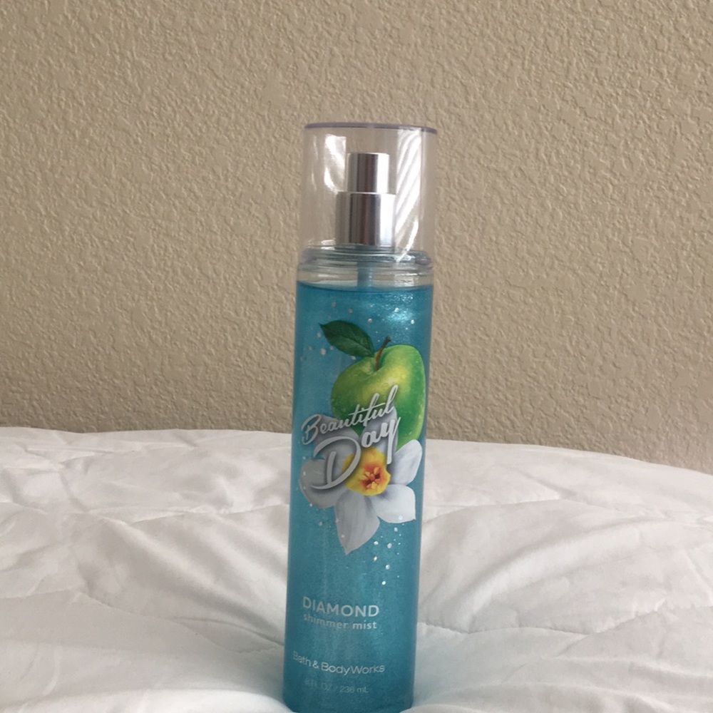 Beautiful Day Diamond shimmer mist